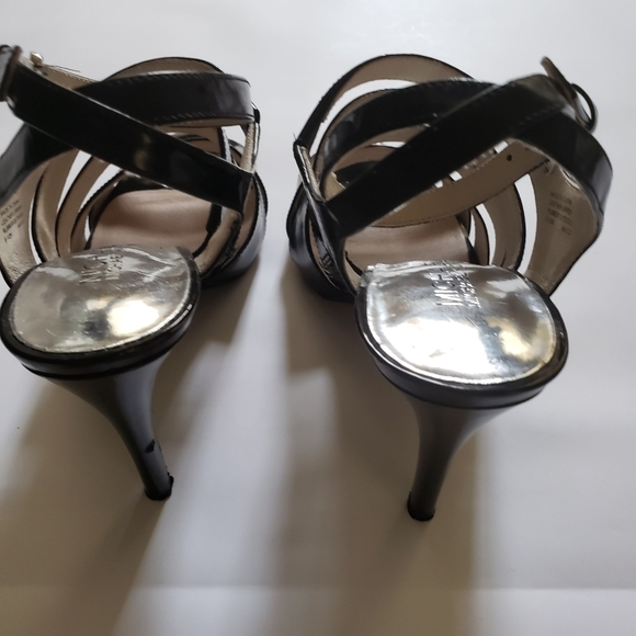 Michael Kors  heels size 6.5 M - Picture 7 of 13
